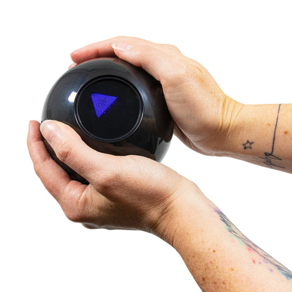 MYSTIQUE 8 BALL