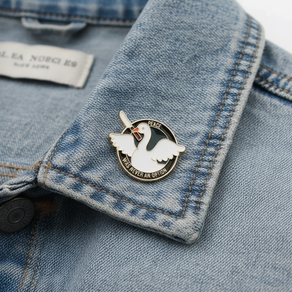 Pin's Canard Blanc Peace was never an option