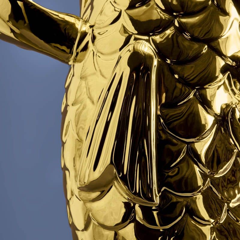 金色の魚の彫刻/花瓶