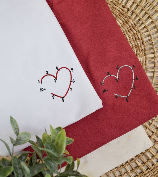 T-shirt brodé - Dessin d'amour