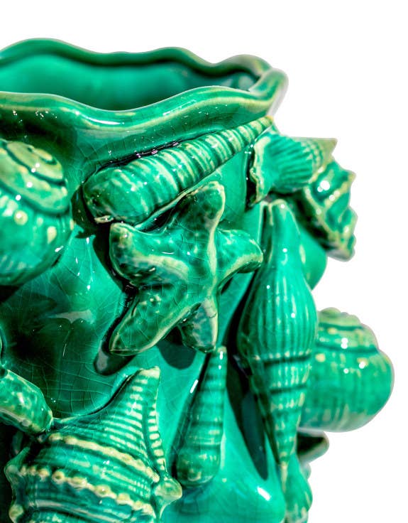 Grand vase en céramique bleu aqua craquelé à motif de coquillage.