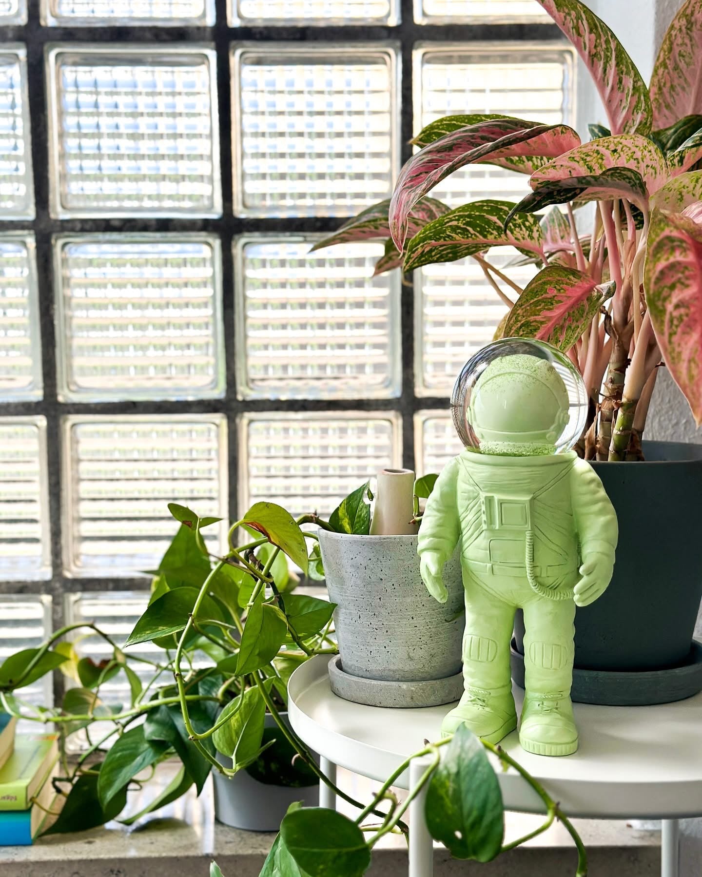 Green Astronaut Snow Globe