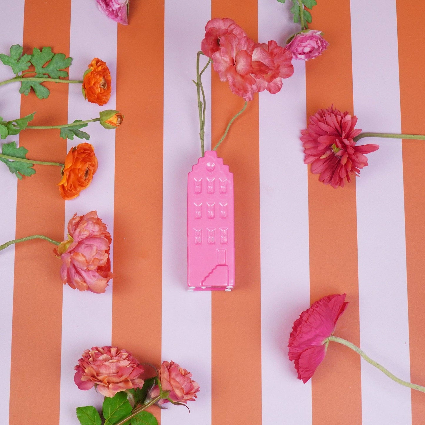 Vaso per fiori - Vaso per la casa - Ceramica - Rosa neon - 6x5,5x18 cm