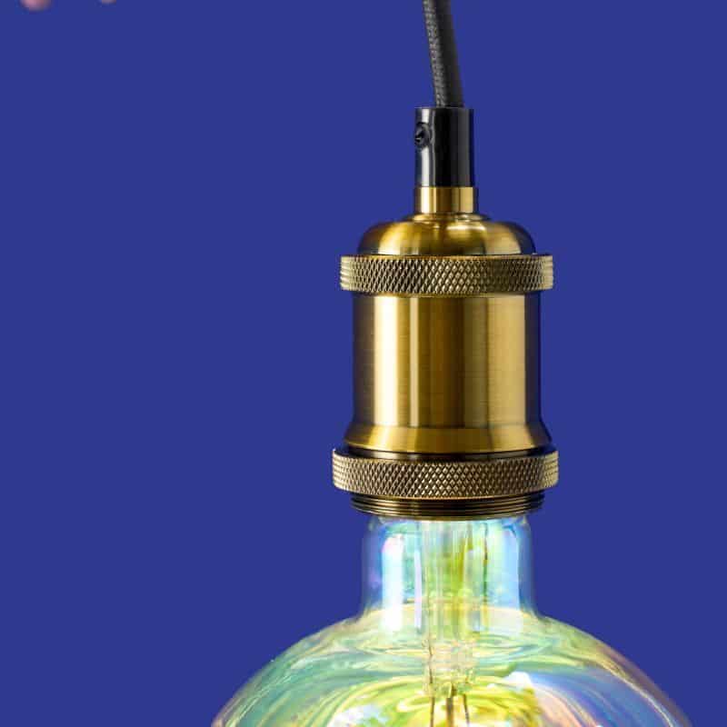 Candeeiro de teto em formato de papagaio cor-de-rosa