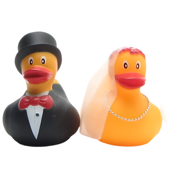 Couple de Petits Canards Mariés