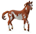 Figura Garanhão Mustang Castanho Deluxe - 1:12