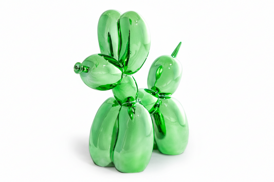 Figura de perro grande de color verde eléctrico