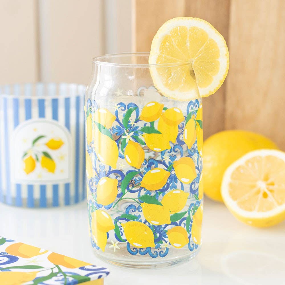 Bicchiere a forma di lattina con stampa di limoni