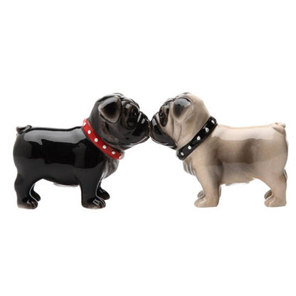 Love Pug zout- en peperstrooier set