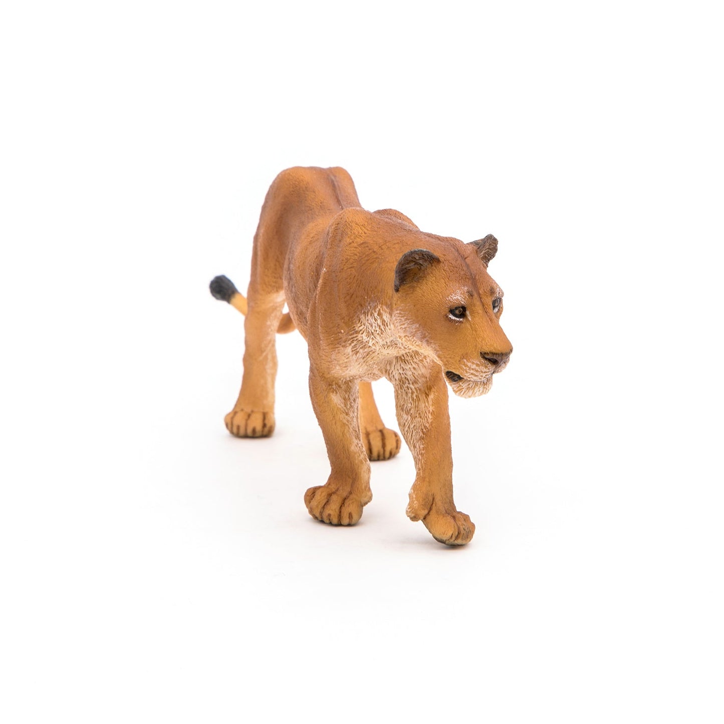 Figurine Lionne