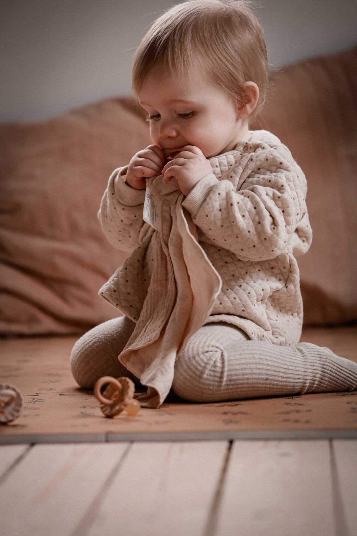Comforter with Teething Ring – Cream