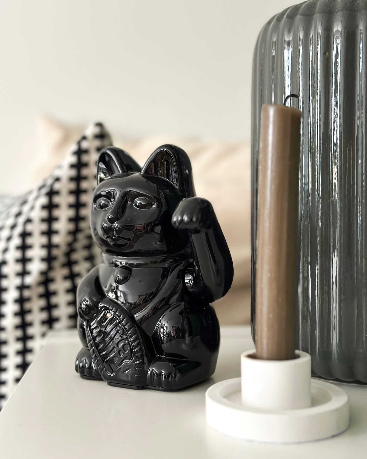 Lucky Cat Black Glossy