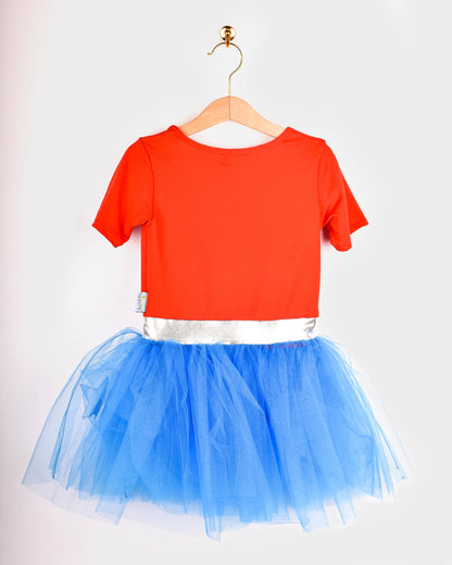 Super Wondergirl avec cape 110-116 cl 4-6 ans