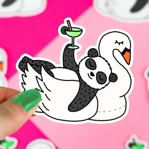 白鳥の浮き輪にパンダのプールパーティーステッカー
