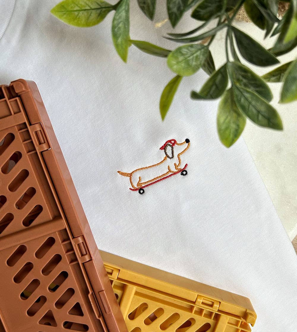 Embroidered T-shirt - Dachshund