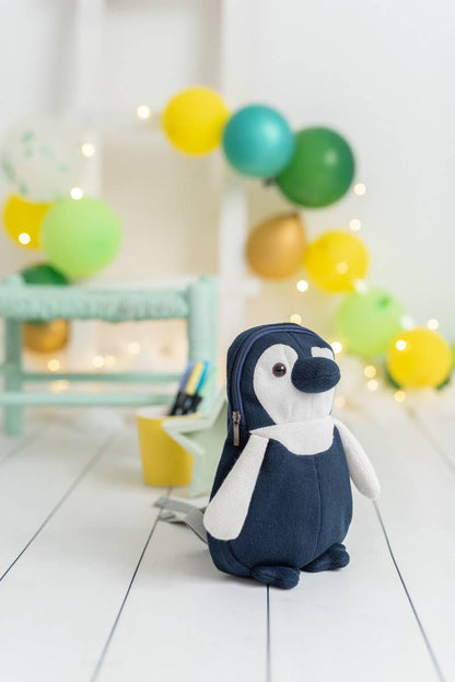 Mochila de pingüino de crochet – Azul y blanco