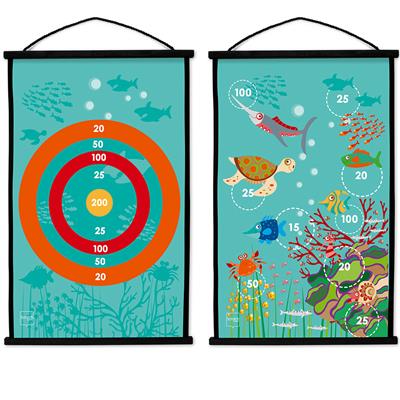 Scratch Active Play: START TO DART Récif Corallien 38x60cm, imprimé en double face, avec 6 fléchettes à ventouse, en boîte, 5+