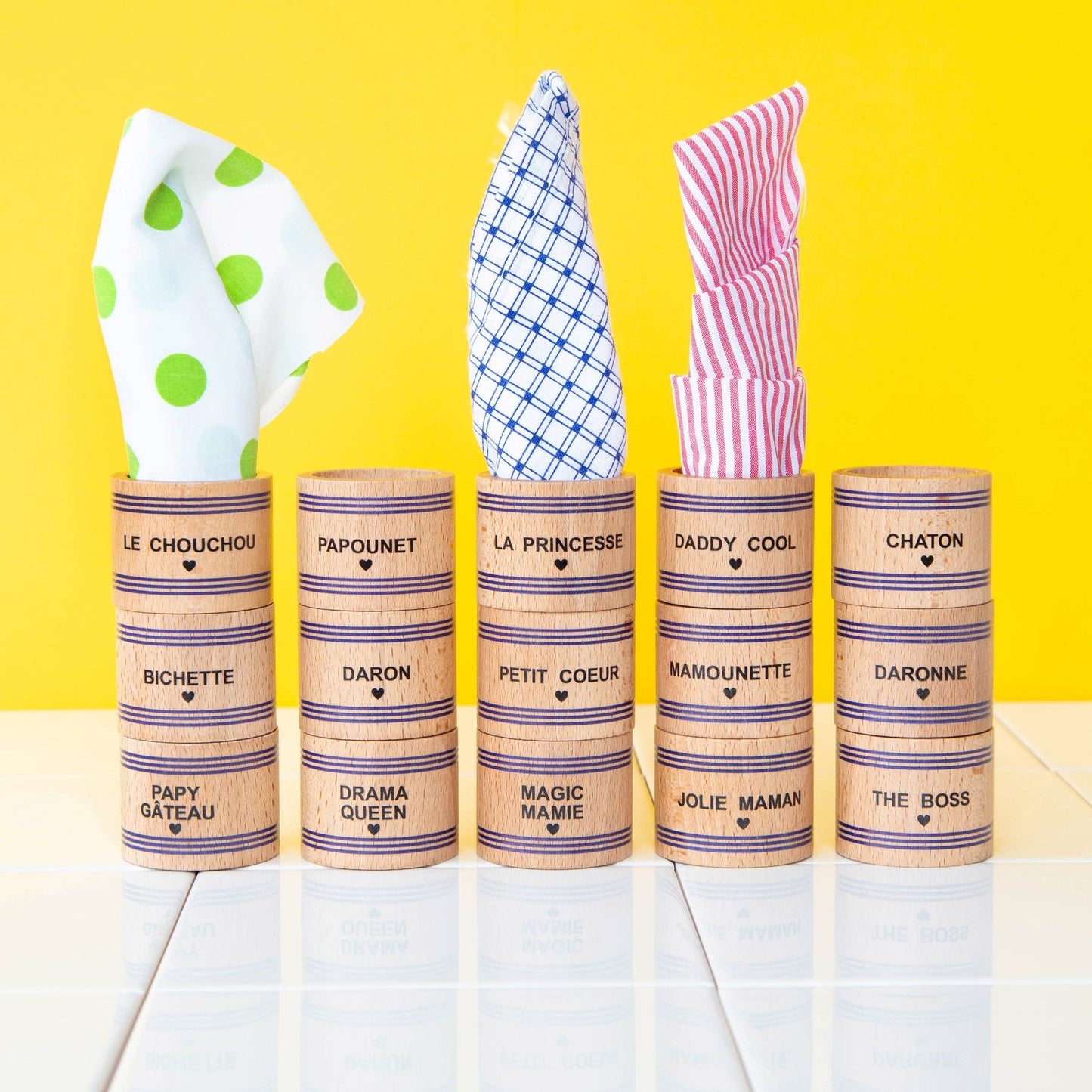 Ronds de serviette en bois – Collection Famille