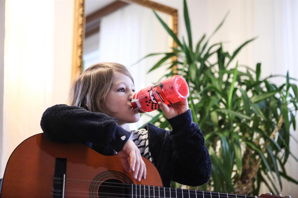 Botella de agua infantil VIVA ONE Cars de 0,5 l 