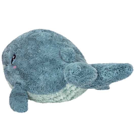 Ballena azul de peluche aplastable