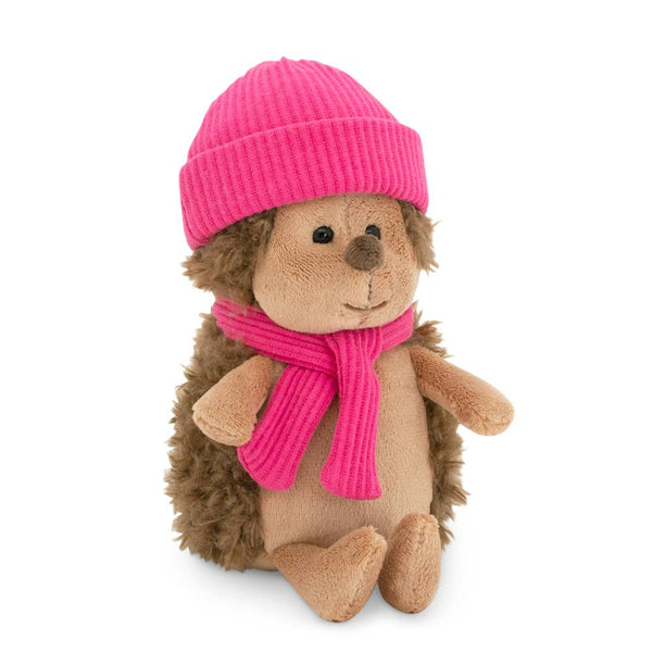 ラズベリー色の帽子をかぶったハリネズミのぬいぐるみ、フラッフィー、15cm