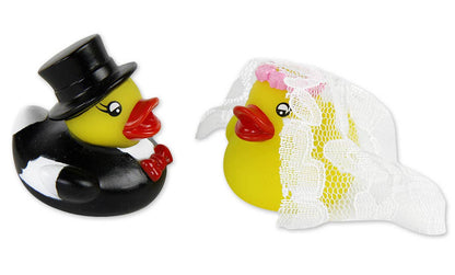 Set of 2 rubber bath ducks for a married couple