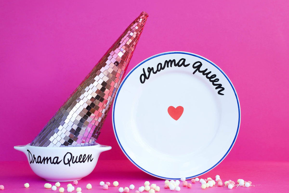 Het gezin vermaakt zich kostelijk - Drama Queen Plate
