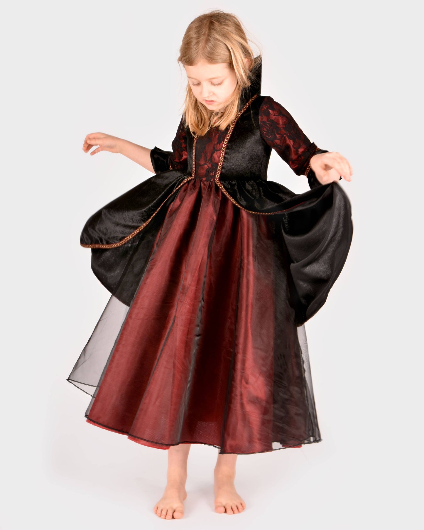 Deluxe Vampire Queen Dress 110-116 cm 4-6 years
