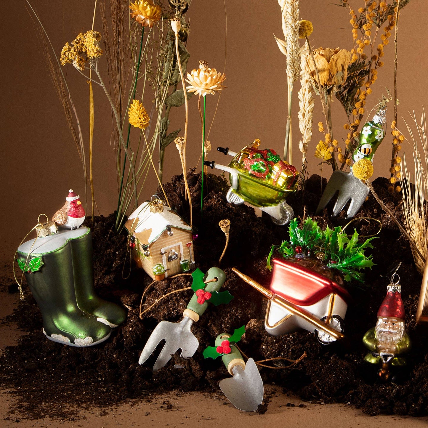 Tenedor de mano con forma de bola navideña