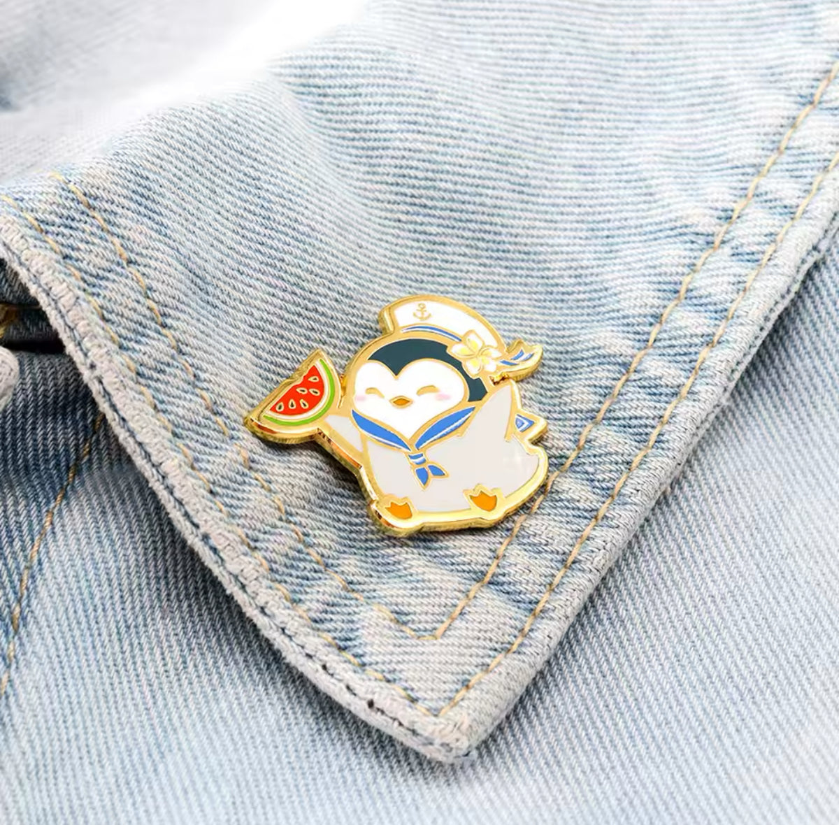 Pin's Pingouin Marin