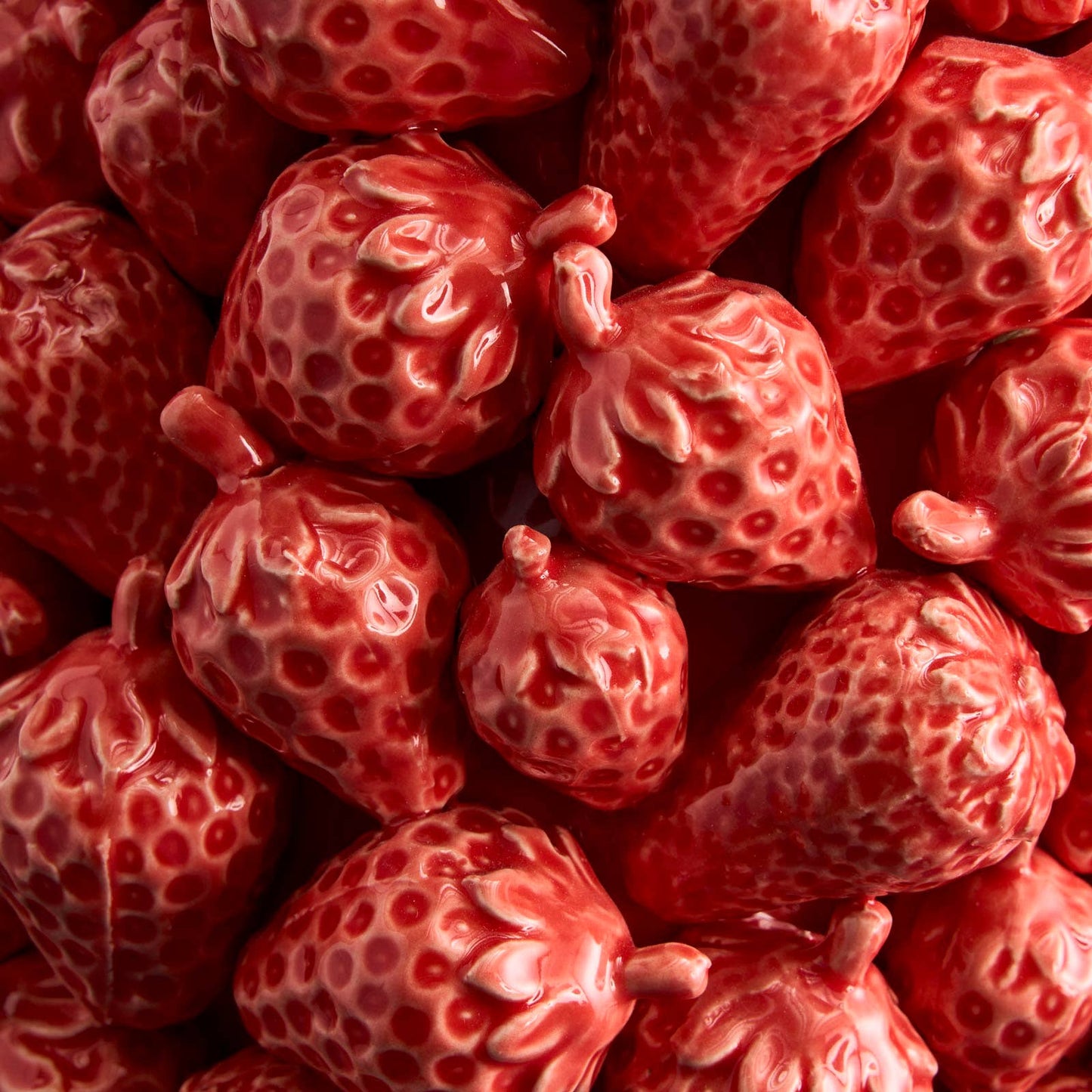 Vase Fraise, Rouge Grès, 20 x 20 x 25 cm