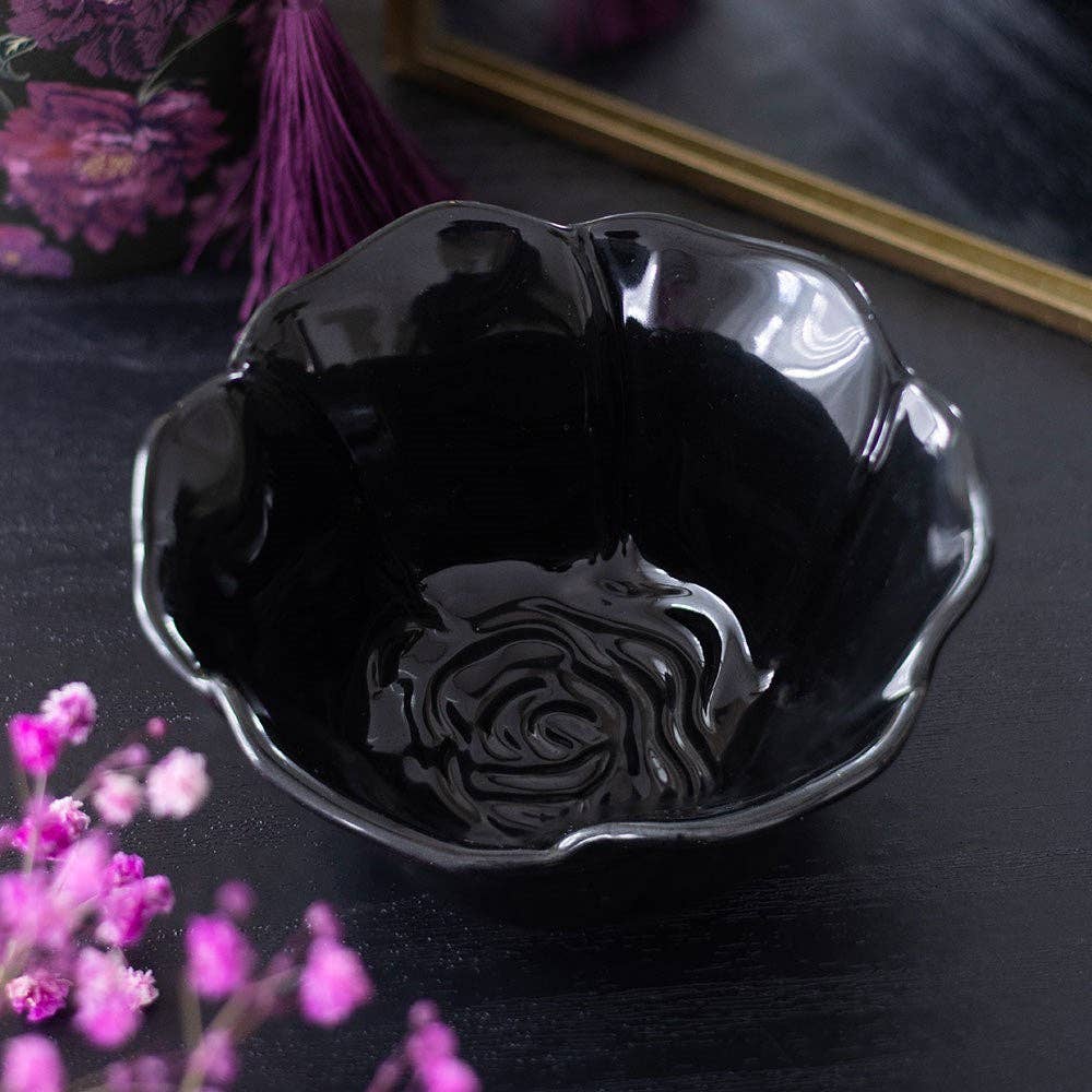 Tabuleiro para bijuteria com flores de rosa negra