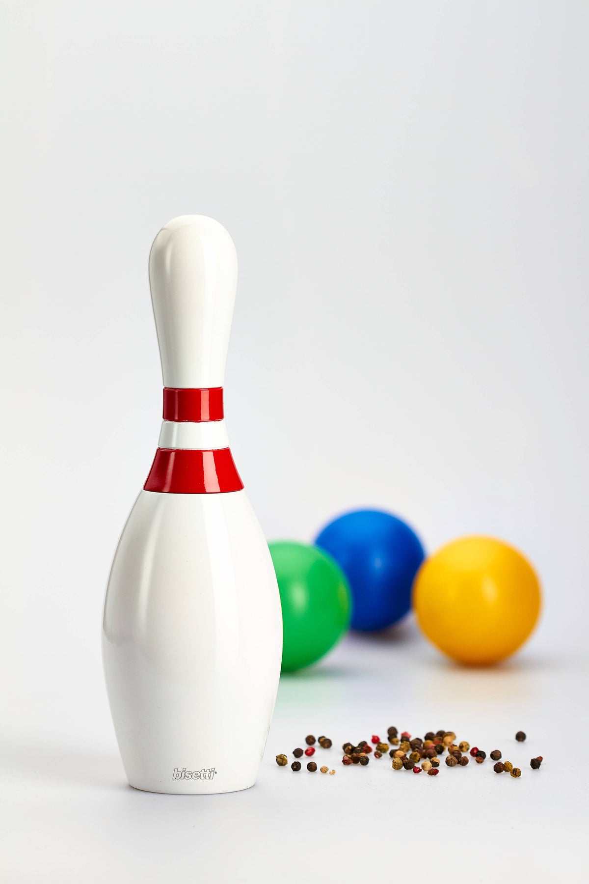 Moulin à épices « Bowling » en hêtre laqué blanc