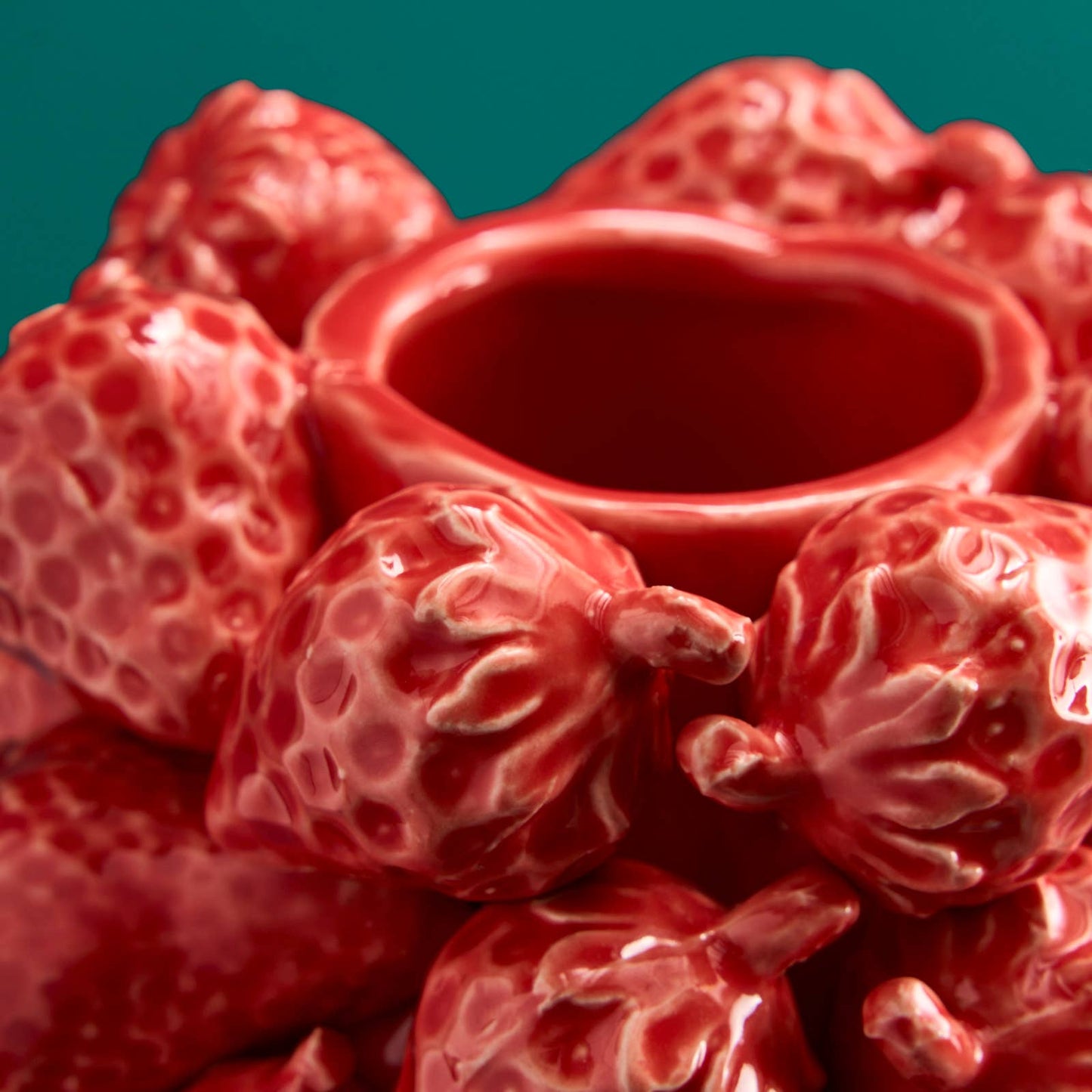 Vase Fraise, Rouge Grès, 20 x 20 x 25 cm