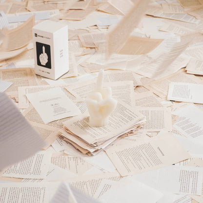 Vela - Dedo Medio - Cera - Blanca - 310 gramos - 10 x 9 x 17 cm