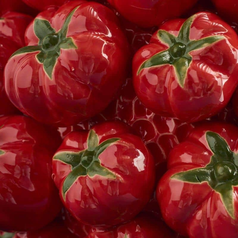 Vaso di pomodori rossi