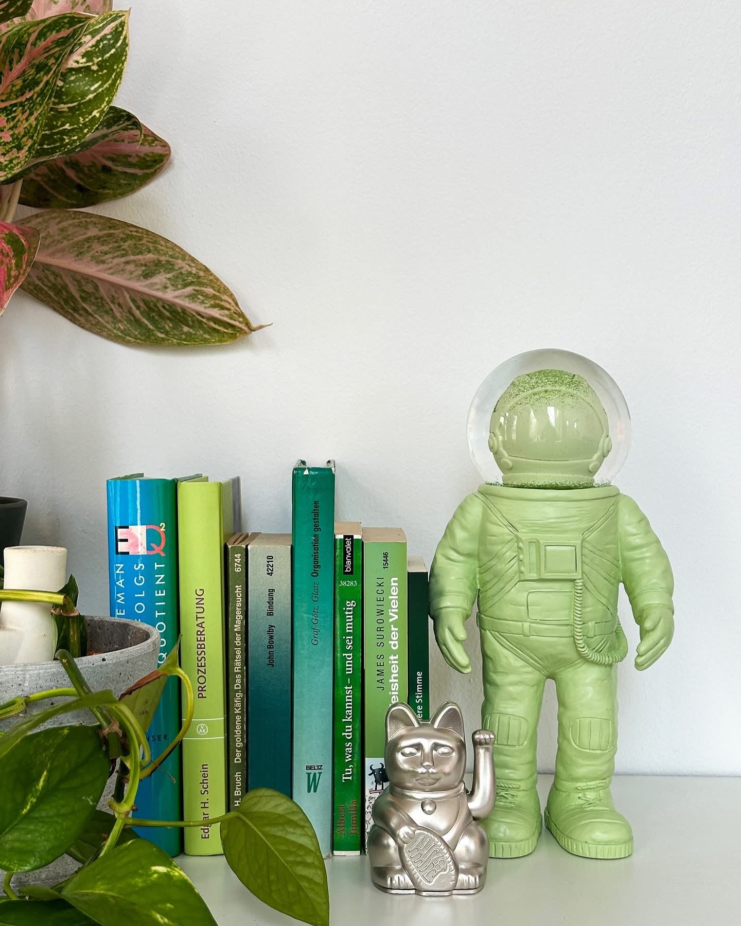 Giant Green Astronaut Snow Globe