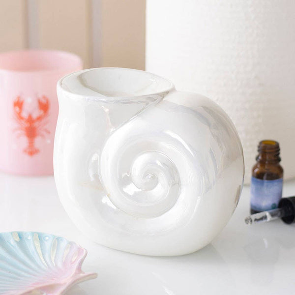 Mother-of-pearl shell oil burner