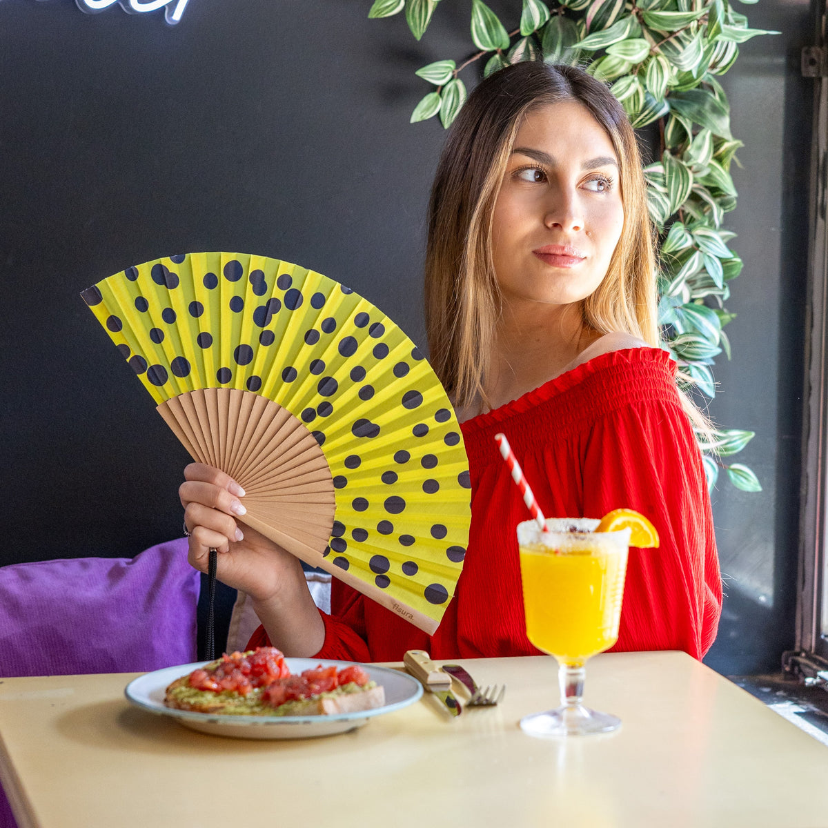 Éventail à Pois Jaune