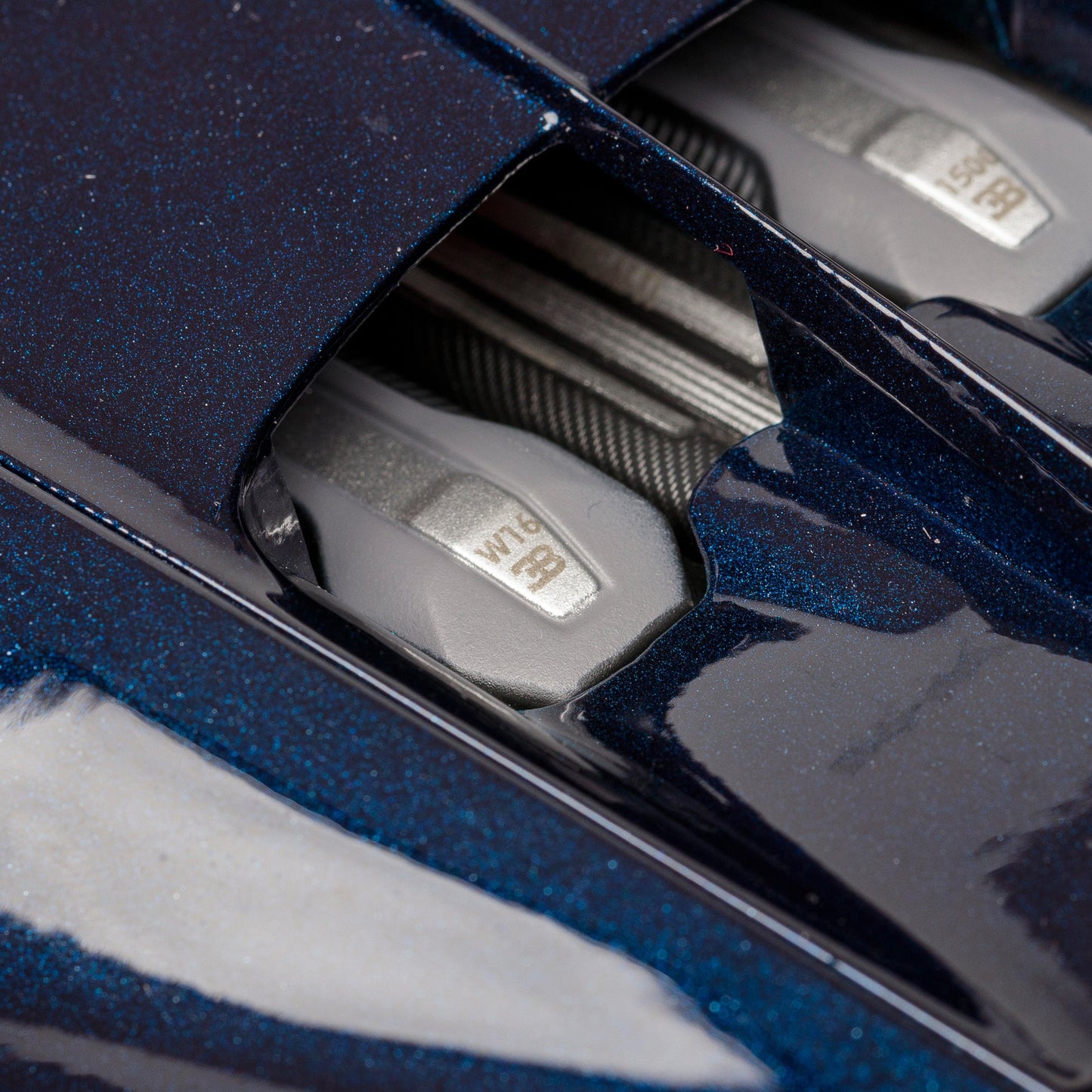 1:18 BUGATTI CHIRON BLEU
