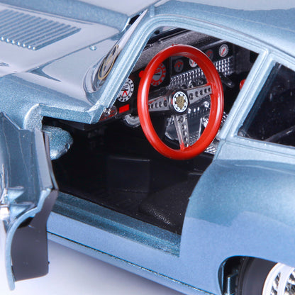 1:18 JAGUAR E COUPÉ (1961)