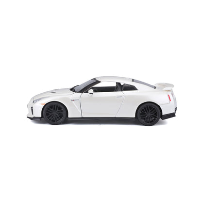 1:24 NISSAN GT-R 2017 BLANC