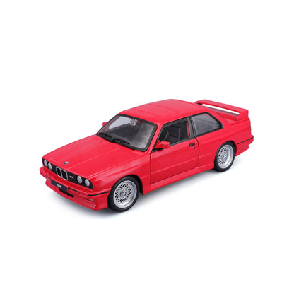BMW M3 (E30) 1988 à l'échelle 1:24