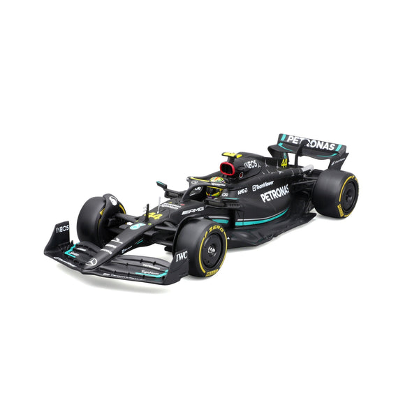 1:24 F1 MB W14 2023 AVEC CASQUE HAMILTON