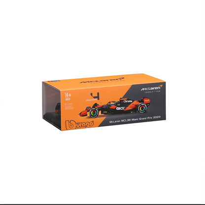1:24 F1 MCLAREN MCL38 2024 AVEC CASQUE NORRIS