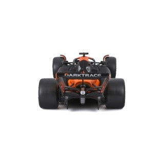 1:24 F1 MCLAREN MCL38 2024 AVEC CASQUE PIASTRI