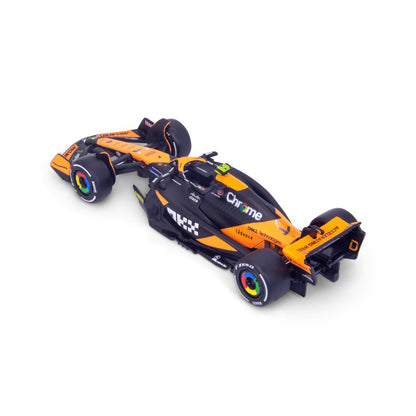 1:43 F1 MCLAREN MCL38 2024 NORRIS DANS UN DISTRIBUTEUR DE 12 PIÈCES