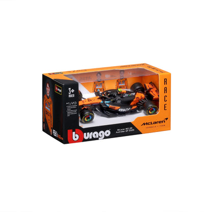 1:43 F1 MCLAREN MCL39 2025 NORRIS BRITISH GP IN 12PC DISPENSER
