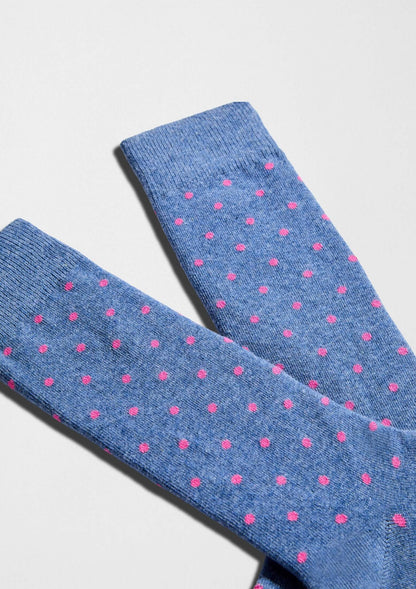 Calcetines BeDots Blue Melange con lunares rosas sobre fondo azul jaspeado - BESOCKS