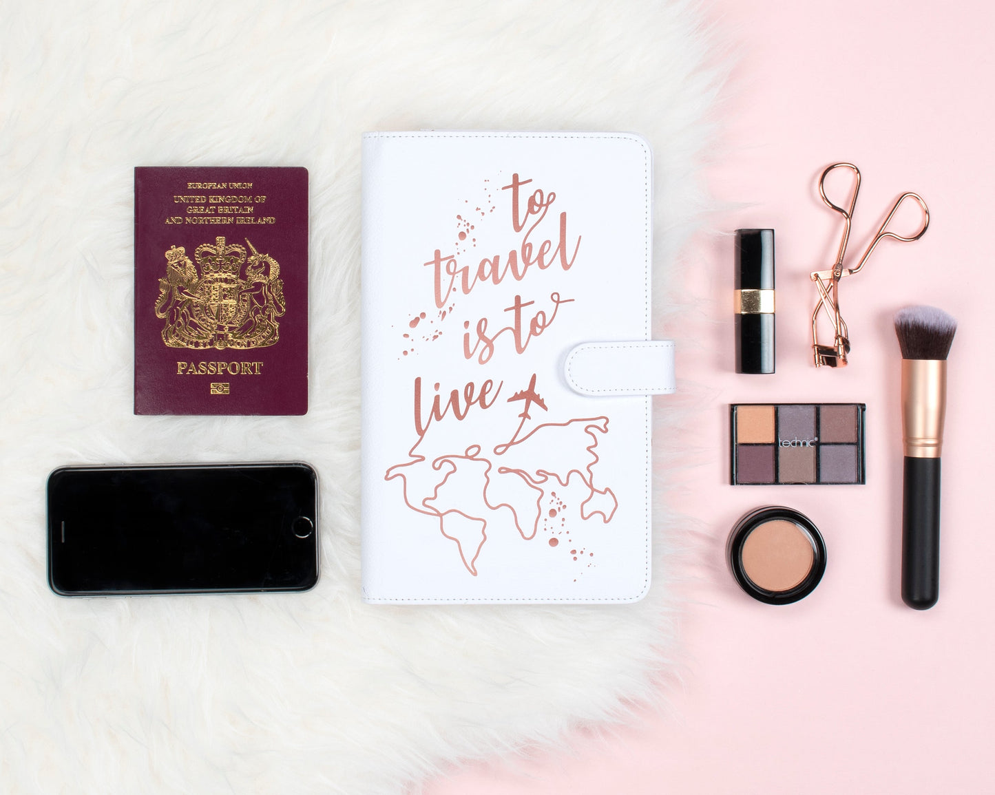 Étui pour passeport – To Travel Is To Live